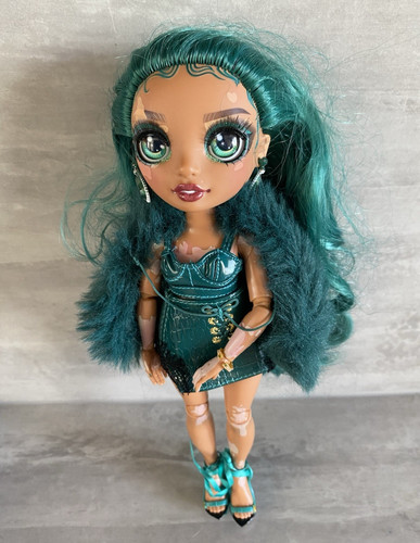 Rainbow high fashion - doll, in