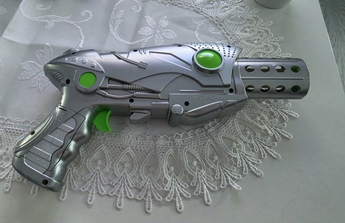 Space defender gun with light - defender,