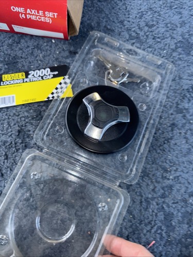 Leyland sherpa locking fuel - locking,