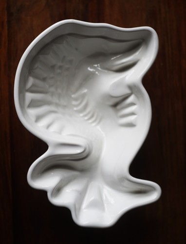 Vintage ceramic pudding mold - ceramic,