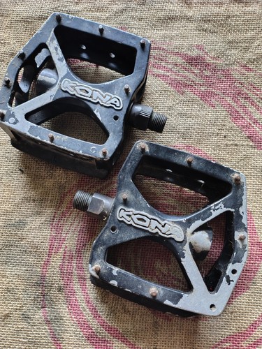 Retro kona jackshit pedals - jackshit,