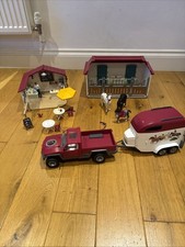 Schleich Cafe Stable Barn