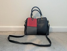 Nicole & Doris red, grey and