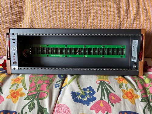 Arturia rackbrute eurorack - arturia,