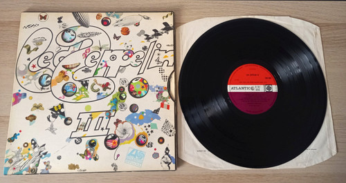 Led zeppelin iii uk plum - zeppelin, i