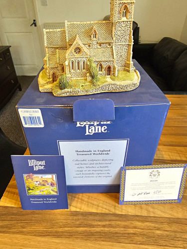 Lilliput lane lawrence - st,