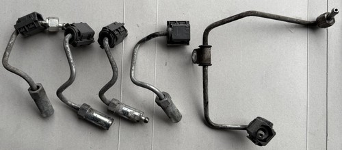 Diesel injectors pipes nissan - injectors,