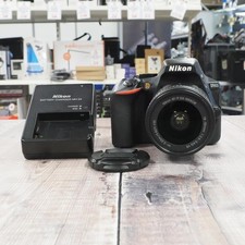 Used Nikon D5600 + AF-P