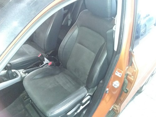 Front seat suzuki - front,