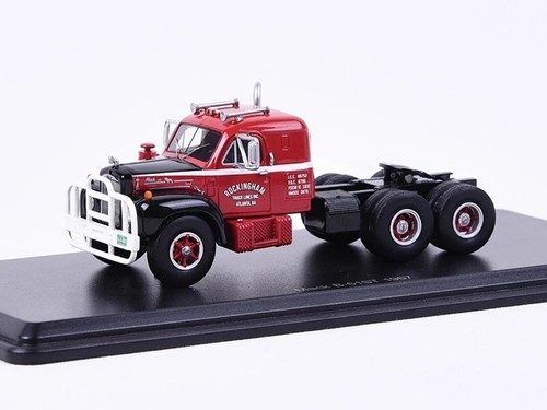 Mack 61st with - mack, sleeper