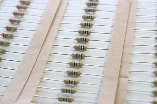 100 resistors carbon film - resistors,