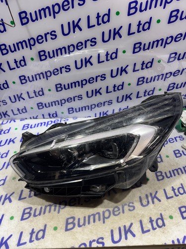 Ford max front headlight - front,