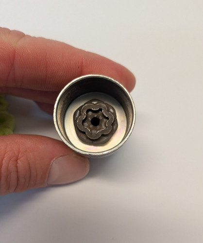 Honda locking wheel - wheel, nut