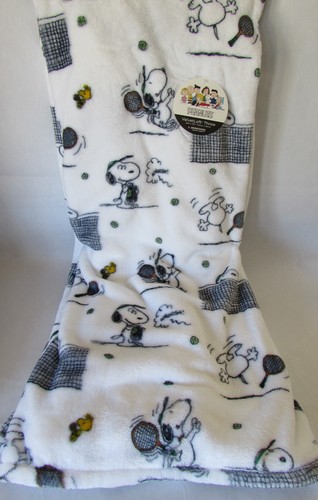 Peanuts snoopy woodstock - peanuts, &
