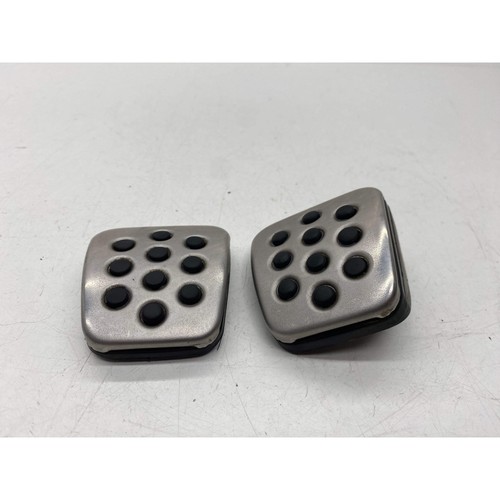 Vauxhall astra pedal covers - j,