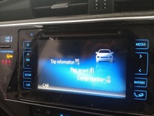 TOYOTA AURIS STEREO RADIO HEAD UNIT SCREEN 8614002400 MK2 2015 - 2019