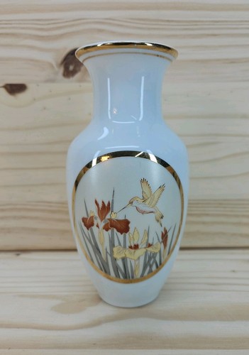 Japanese vase with hummingbird - japanese,