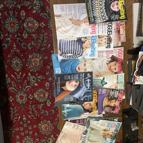 Lot vogue knitting - lot, of