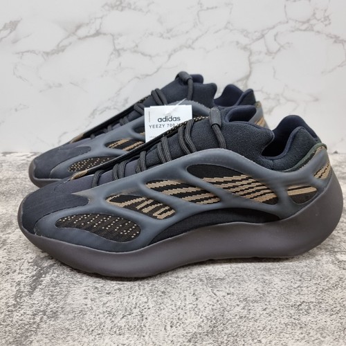 Adidas yeezy boost 700 clay - v3,