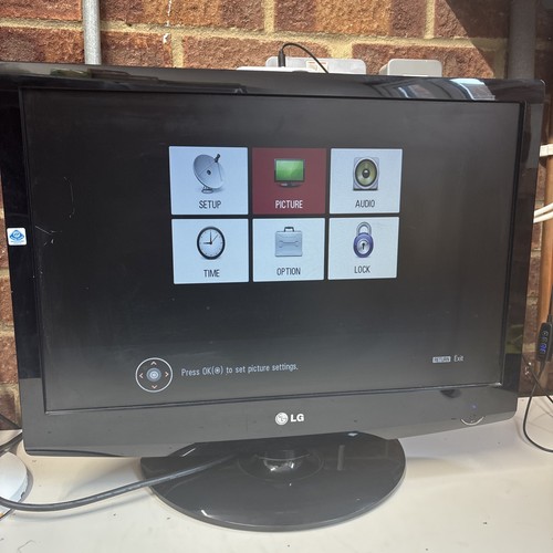 22lg3050 1680x1050 lcd tv - 1680x1050,