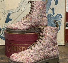 Ladies Dr Martens Castel PAGE