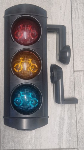 Rare cycle traffic light - rare,