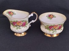 Vintage ELIZABETHAN Fine Bone