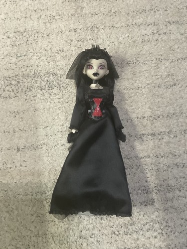 Bleeding edge goth begoth - goth, doll