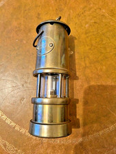 Hockley Lamp & Limelight