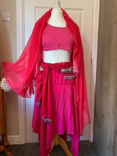 Beautiful deep pink belly - ,
