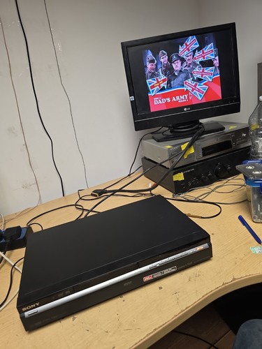 Sony rdr hxd970 - dvd, hdd