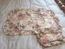 Set of four Vintage Floral Oxford Pillowcases X 4 Matching Pillowcases Frill 