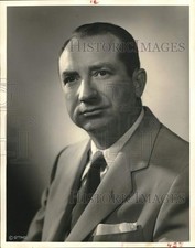 1954 Press Photo Leo Kern