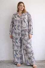 PrettyLittleThing Floral Two