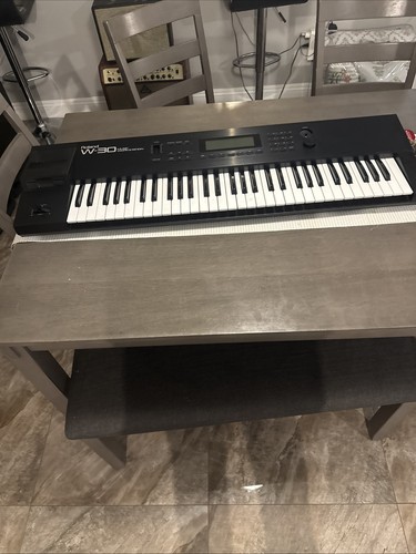 Vintage roland 61 key - roland, 61-key
