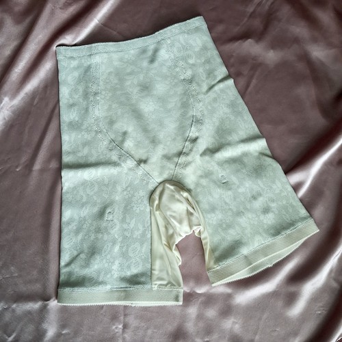 Vintage playtex hour garter - vintage, 18