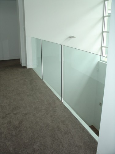 Frameless base channel glass - frameless,