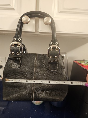 Tignanello black leather purse - black,