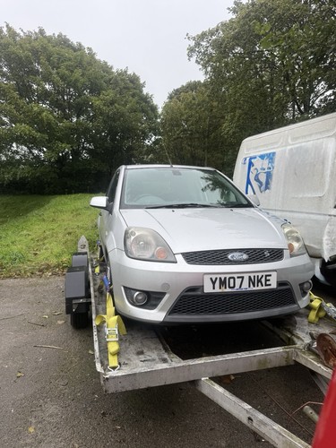 Mk6 fiesta zetec breaking - fiesta,