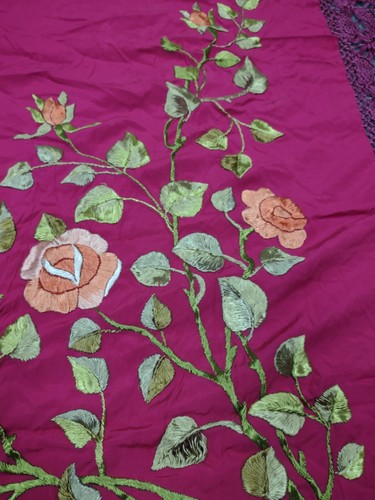 Square vintage silk - ft,