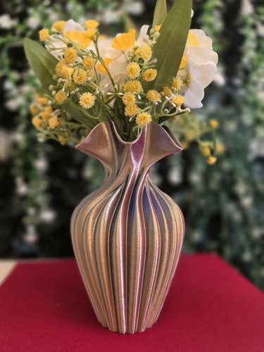 Unmarked ribbed vase - unmarked,