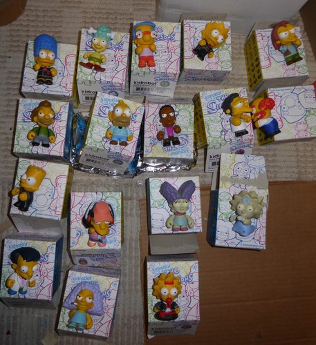 Kidrobot simpsons series - kidrobot, 2