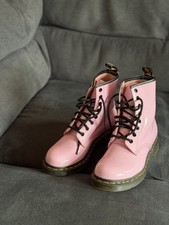 Dr martens smooth finish lace