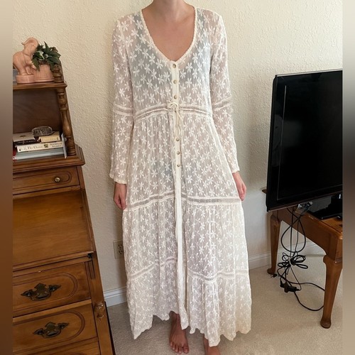Sunday saint tropez lace - saint-tropez,