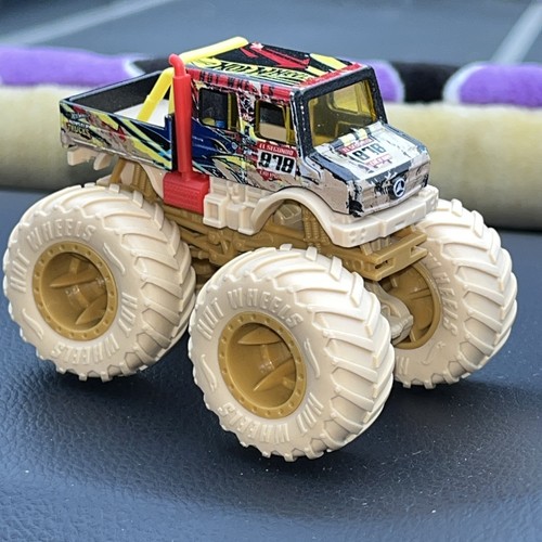 Hot wheels monster - hot,