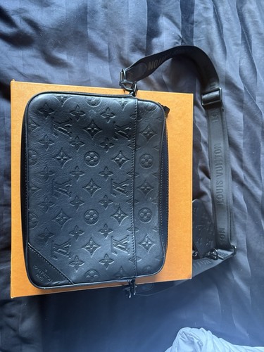 Louis vuitton messenger bag - messenger,