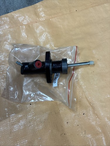 Clutch master cylinder - clutch,