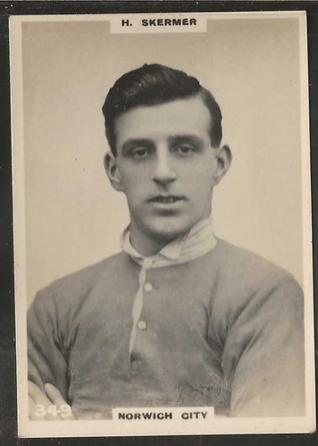 Pinnace football size - pinnace, (lf