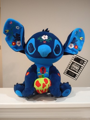 Disney parks stitch crashes - disney,