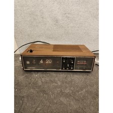 Vintage 60s 70s Toshiba RC-807F FM/AM Solid State Digital Clock Radio Japan made